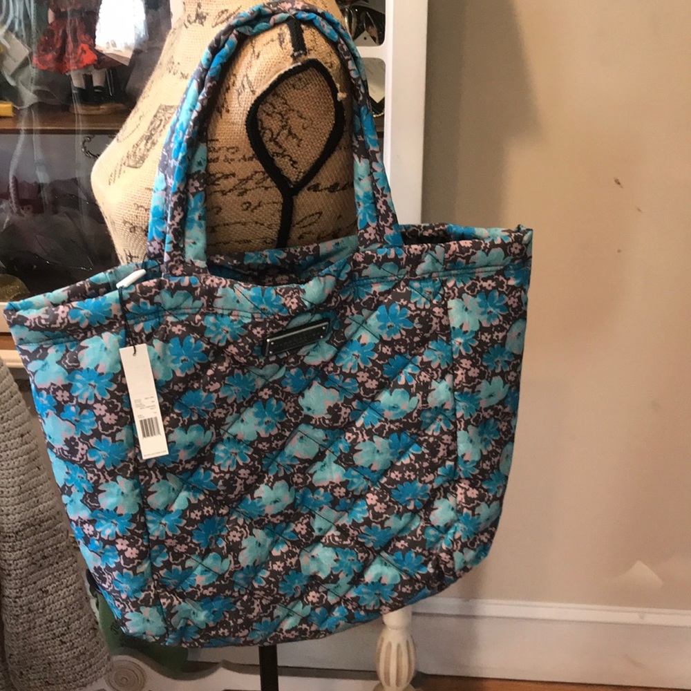 Marc Jacobs Tote New with tag HP🧚‍♀️